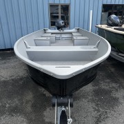 2026 Alumacraft V16 - Black